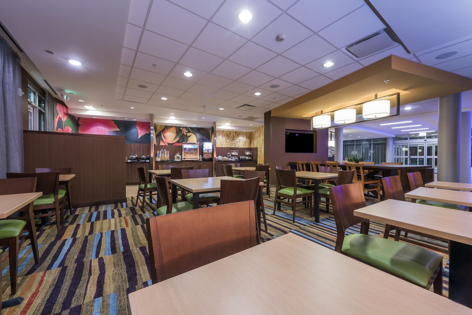 阿夫顿星谷万枫套房酒店 雅富顿 外观 照片